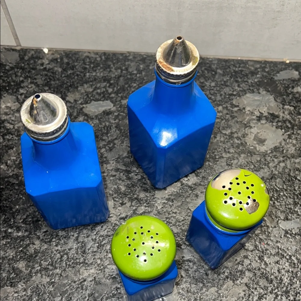 GEMCO Blue and Green Condiment Bottle Set Salt and Pepper/ Oil and Vinegar